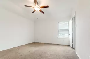 2614 Autumn Hills Ln, Richmond, TX 77469 - Photo 9