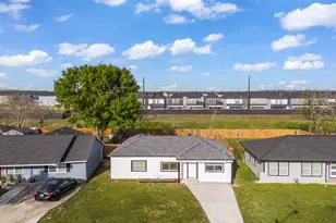 10602 Buffum St, Houston, TX 77051 - Photo 9