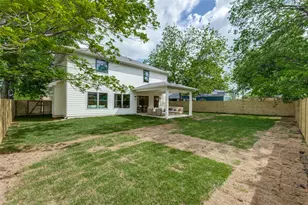 8012 Gault St, Austin, TX 78757 - Photo 39