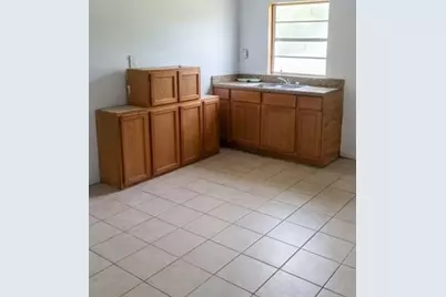 1800 Victoria Drive, Brownsville, TX 78521 - Photo 7