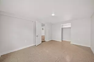 1814 33rd St, Galveston, TX 77550 - Photo 11