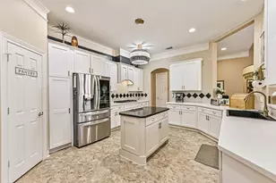 1621 Pine Crest Dr, Pearland, TX 77581 - Photo 13