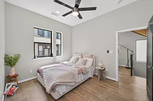 607 Memorial Heights Dr, Houston, TX 77007 - Photo 17