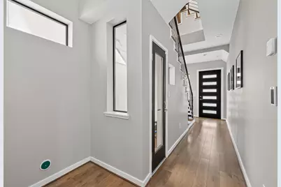 607 Memorial Heights Drive, Houston, TX 77007 - Photo 3