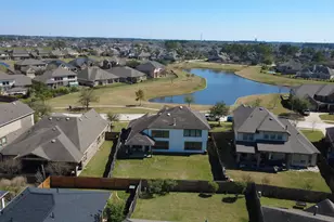 12602 Spellbrook Point Ln, Tomball, TX 77377 - Photo 17