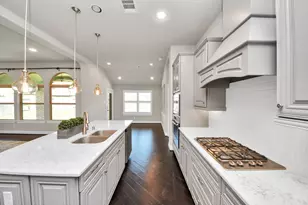 6243 Garden Lakes Ln, Sugar Land, TX 77479 - Photo 11