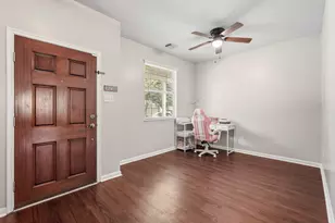 12819 Pecan Shores Dr, Houston, TX 77044 - Photo 3