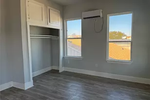 1015 30th St, Galveston, TX 77550 - Photo 5