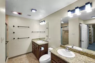 5 Twin Cir Dr, Beaumont, TX 77706 - Photo 27