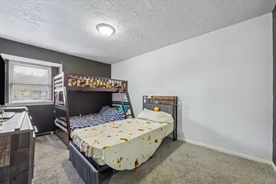 10402 Huntington Point Drive, Houston, TX 77099 - Photo 11