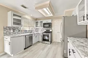 18031 Carbridge Dr, Houston, TX 77084 - Photo 9