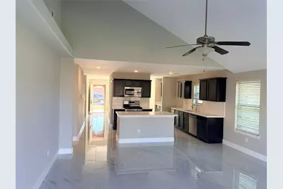 16527 Silla Ridge Court, Houston, TX 77049 - Photo 11