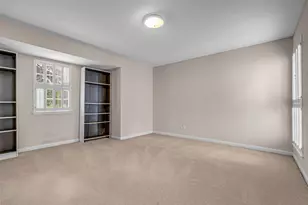 7485 Brompton St, Houston, TX 77025 - Photo 33