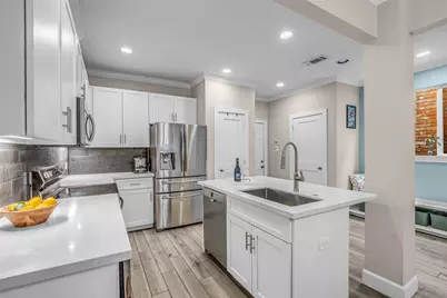 7485 Brompton Street #7485, Houston, TX 77025 - Photo 3