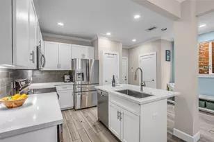 7485 Brompton St, Houston, TX 77025 - Photo 3