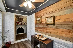 202 W Limit St, Madisonville, TX 77864 - Photo 5