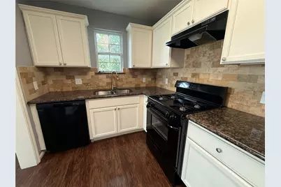 2308 Auburndale Street #5, Houston, TX 77023 - Photo 9