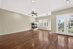 7126 Turtle Lagoon Row, Houston, TX 77036 - Photo 9