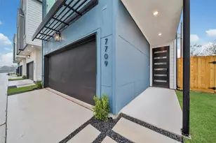 7709 Inwood Grv Ln, Houston, TX 77088 - Photo 1