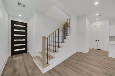 7709 Inwood Grove Lane, Houston, TX 77088 - Photo 13