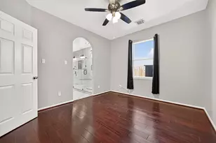405 Wickford Ct, Galveston, TX 77573 - Photo 45