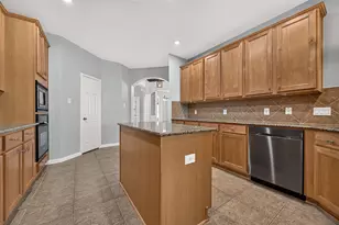 405 Wickford Ct, Galveston, TX 77573 - Photo 23