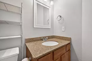 405 Wickford Ct, Galveston, TX 77573 - Photo 35
