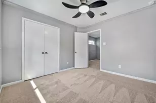22250 Queenbury Hills Dr, Houston, TX 77073 - Photo 31