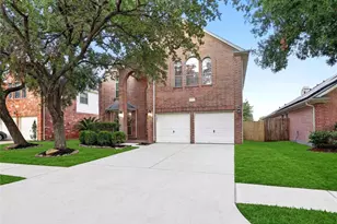 10227 Mossy Brook Ln, Cypress, TX 77433 - Photo 3