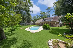 5627 Bough Ct, Houston, TX 77092 - Photo 23