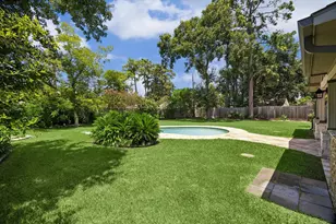 5627 Bough Ct, Houston, TX 77092 - Photo 23