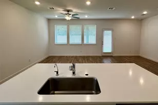 2142 Olivos, Missouri City, TX 77459 - Photo 3