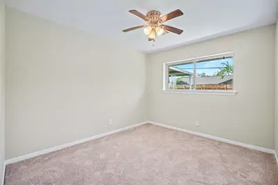 626 Shore Acres Boulevard, Shoreacres, TX 77571 - Photo 15