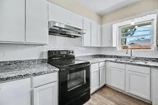 626 Shoreacres Blvd, Shoreacres, TX 77571 - Photo 11