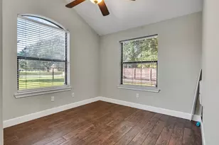 1010 Kilgore Rd, Baytown, TX 77520 - Photo 11