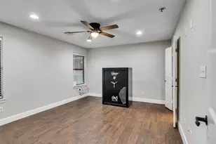 1010 Kilgore Rd, Baytown, TX 77520 - Photo 19