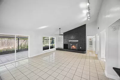 10407 Townhall Lane, Sugar Land, TX 77498 - Photo 7