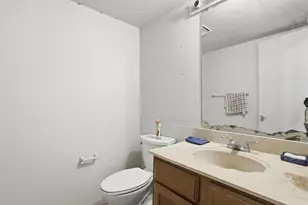 12066 Kleinmeadow Dr, Houston, TX 77066 - Photo 9