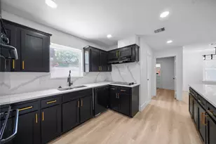 13715 Whichurch Way, Houston, TX 77015 - Photo 11