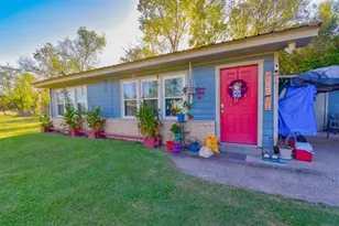 210 College St, Orange, TX 77630 - Photo 3
