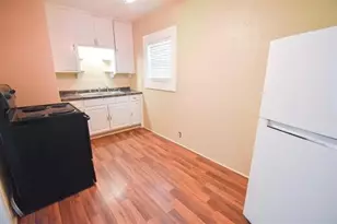 210 College St, Orange, TX 77630 - Photo 5
