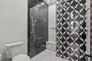 1628 Enterprise Ave, League City, TX 77573 - Photo 23