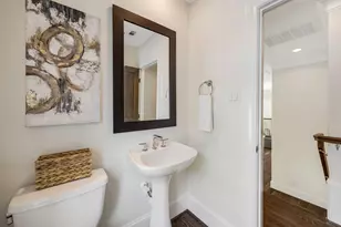 612 E 20th St, Houston, TX 77008 - Photo 29
