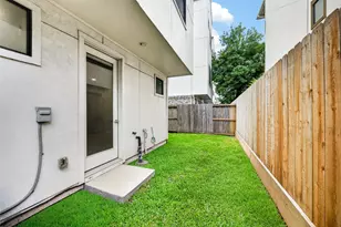5707 Larkin St, Houston, TX 77007 - Photo 27