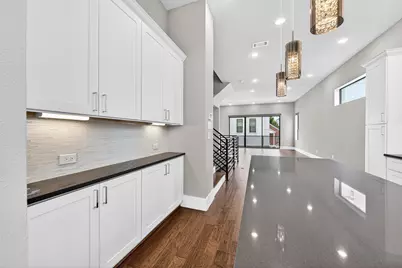 5707 Larkin Street #B, Houston, TX 77007 - Photo 15