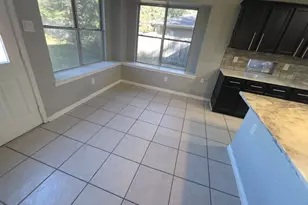 4510 W Thunderwood Cir, Fresno, TX 77545 - Photo 5