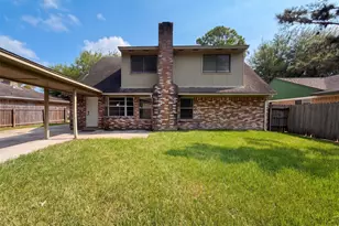 6910 Vialinda Dr, Houston, TX 77083 - Photo 5