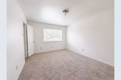 6910 Vialinda Drive, Houston, TX 77083 - Photo 9