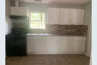 5818 Westover Street, Houston, TX 77033 - Photo 5