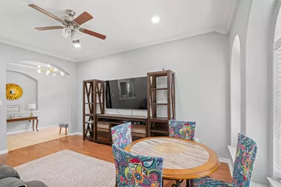 7 Caelin Court, The Woodlands, TX 77382 - Photo 19